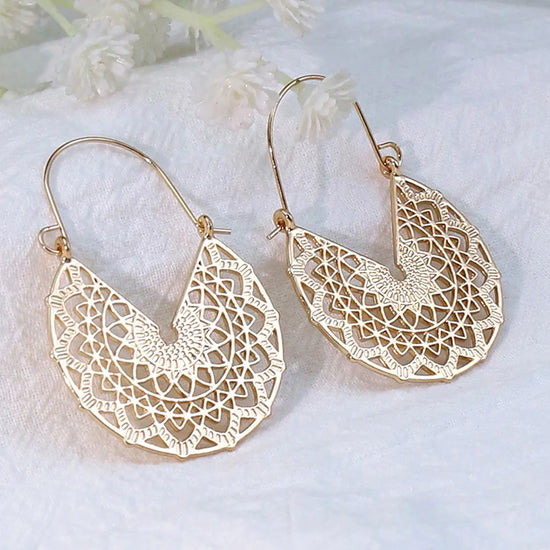 Vintage Gold Peach Heart Floral Dangle Earrings