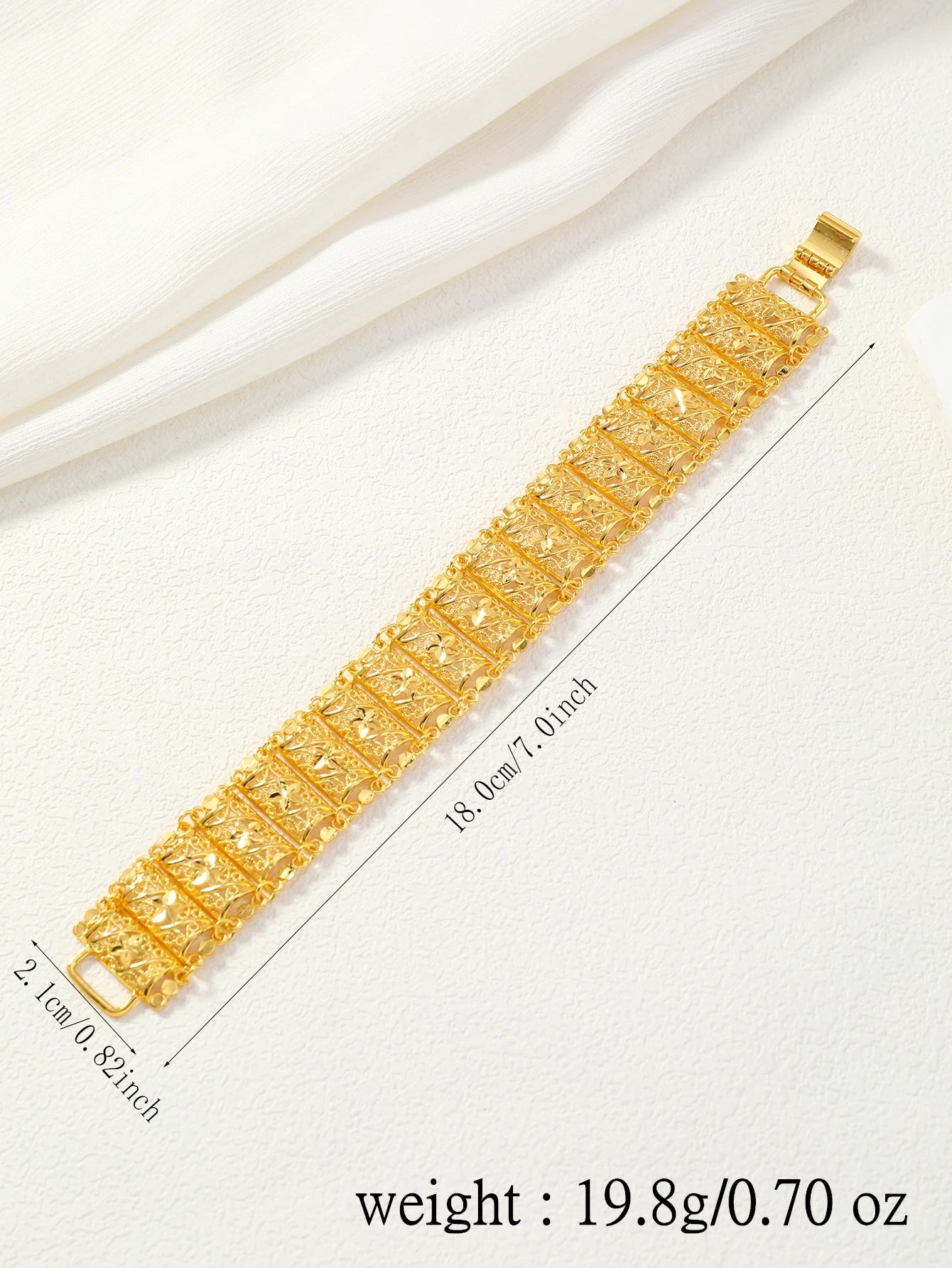 Saudi Hollow Chain Gold Bracelet