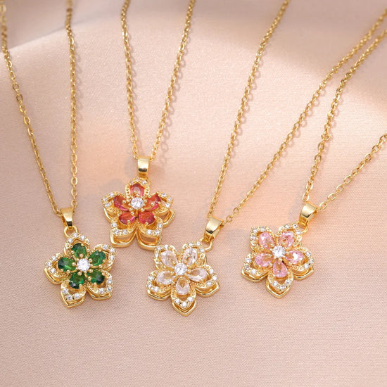 Romantic Rotatable Flower Pendant Necklace
