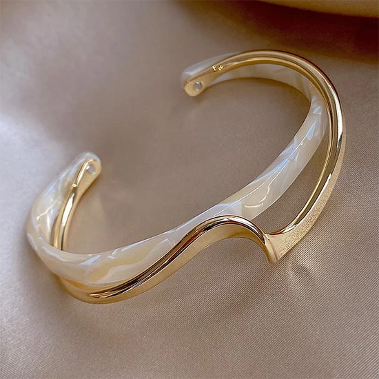 White Acrylic Geometric C-Shape Bracelet