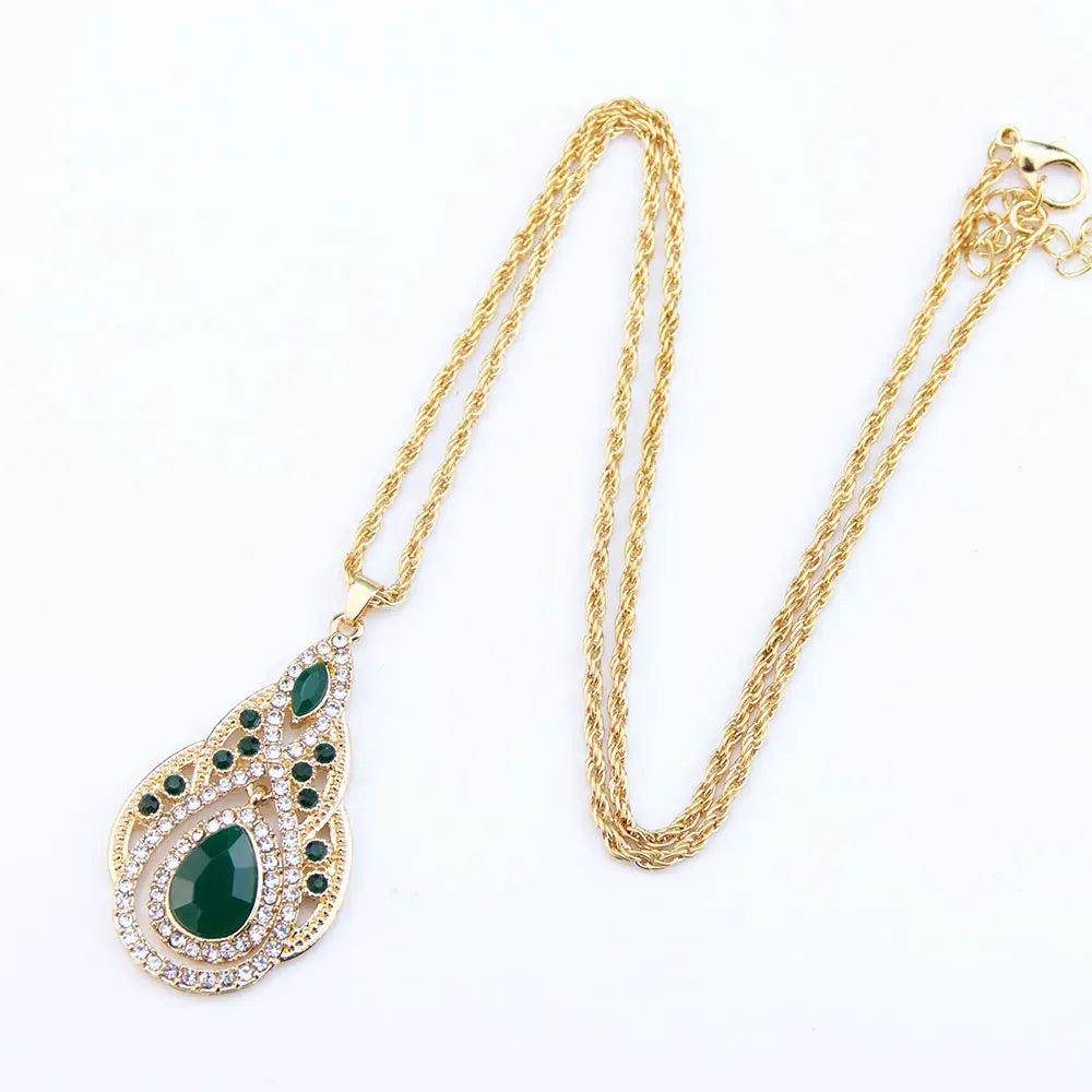 Gold Arabian Crystal Pendant Necklace