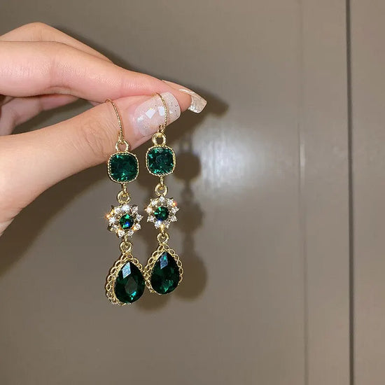 Vintage Green Crystal Water Droplet Earrings