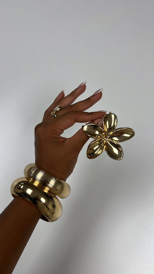 Elegant Gold Flower Hair Clip